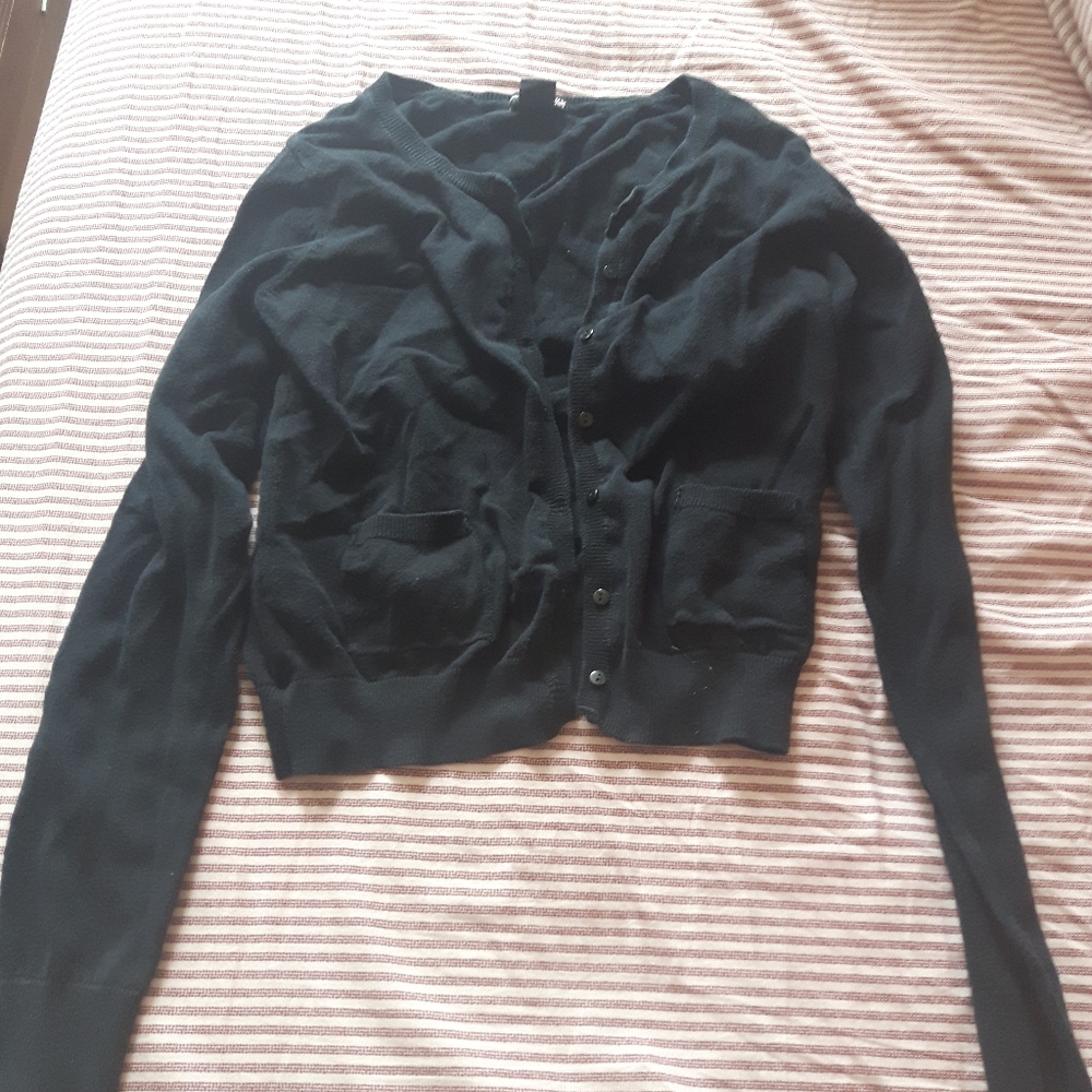 👽4 for $10👽 H&M cardigan